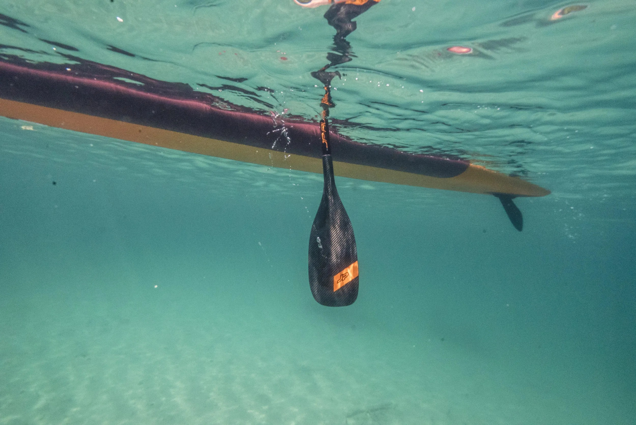 padlo carbon glass karbon sklolaminat paddleboardy.cz ve vode_11zon